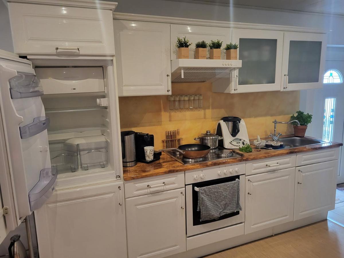 Ferienwohnung Fuer 4 Personen Mit Schnellem Wlan, Glasfaser, Tv Paket Beilstein  Buitenkant foto