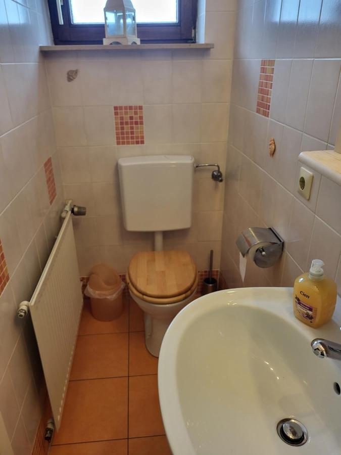 Ferienwohnung Fuer 4 Personen Mit Schnellem Wlan, Glasfaser, Tv Paket Beilstein  Buitenkant foto